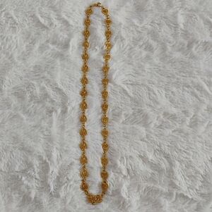 Vintage Avon Gold Tone Simply Hearts Necklace